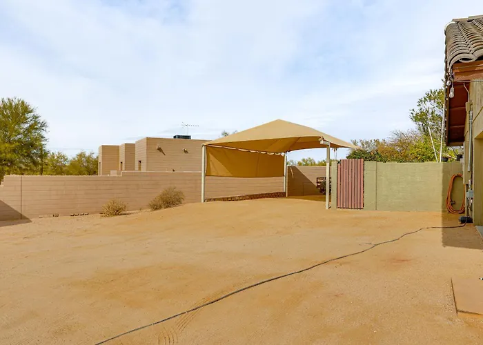 Hébergement de vacances Horsey Hideaway: Ranch House In Cave Creek! *