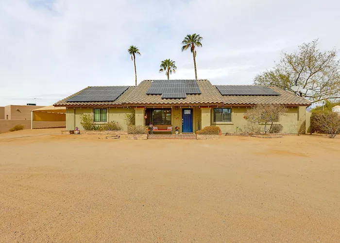 Horsey Hideaway: Ranch House In Cave Creek! Hébergement de vacances Cave Creek