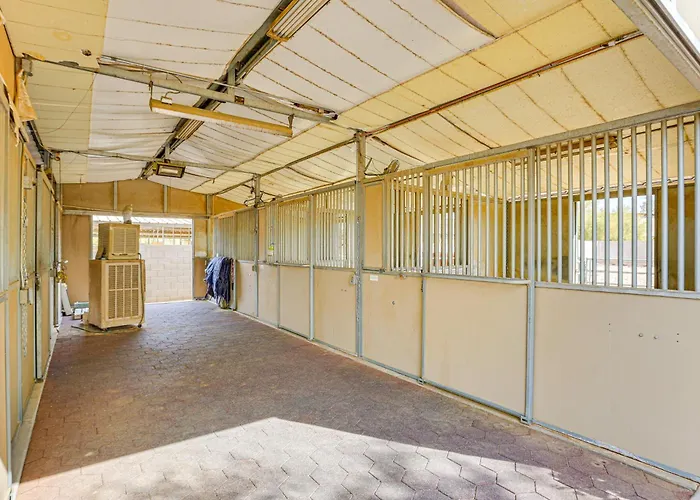 Horsey Hideaway: Ranch House In Cave Creek!