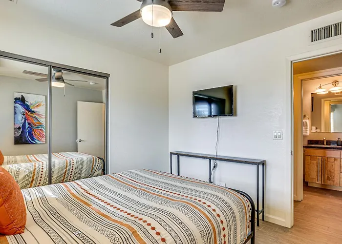 Horsey Hideaway: Ranch House In Cave Creek! Hébergement de vacances