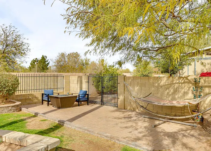 Horsey Hideaway: Ranch House In Cave Creek! Hébergement de vacances Cave Creek