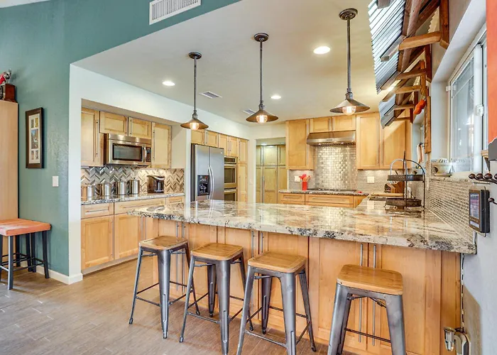Horsey Hideaway: Ranch House In Cave Creek! * Cave Creek