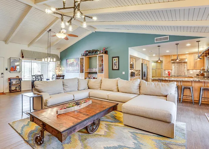 Hébergement de vacances Horsey Hideaway: Ranch House In Cave Creek! *